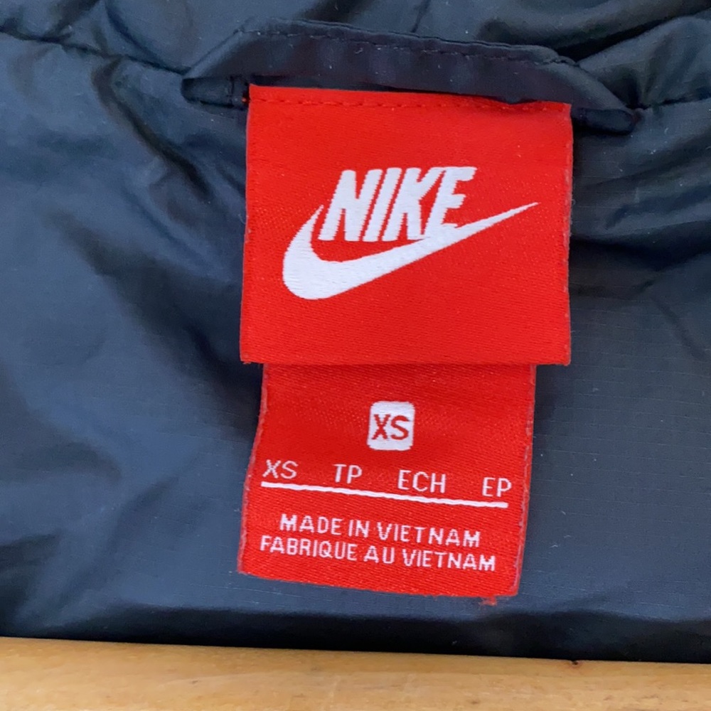 Nike Split Logo Windrunner Jacket - image 4